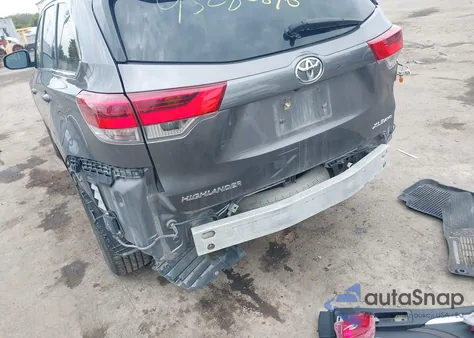 2019 Toyota Highlander Xle z USA, uszkodzony, nr VIN 5TDJZRFH5KS921738